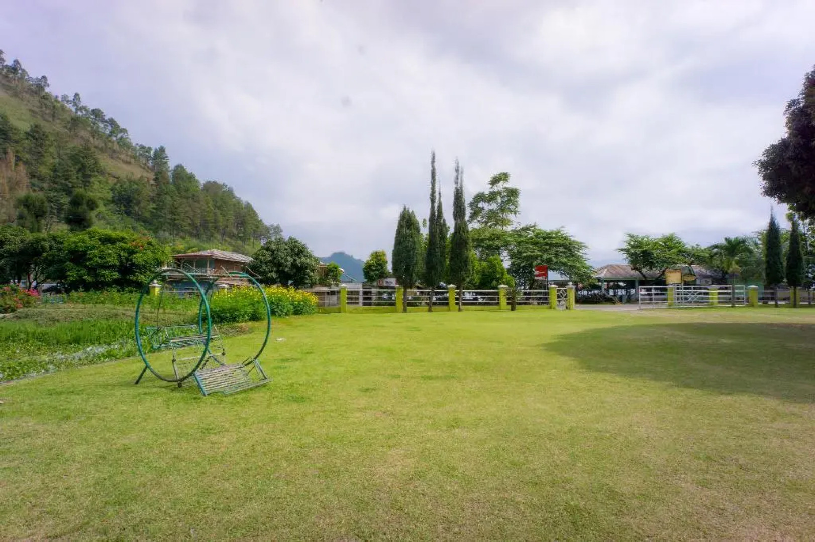 OYO 2186 Tongging Beach