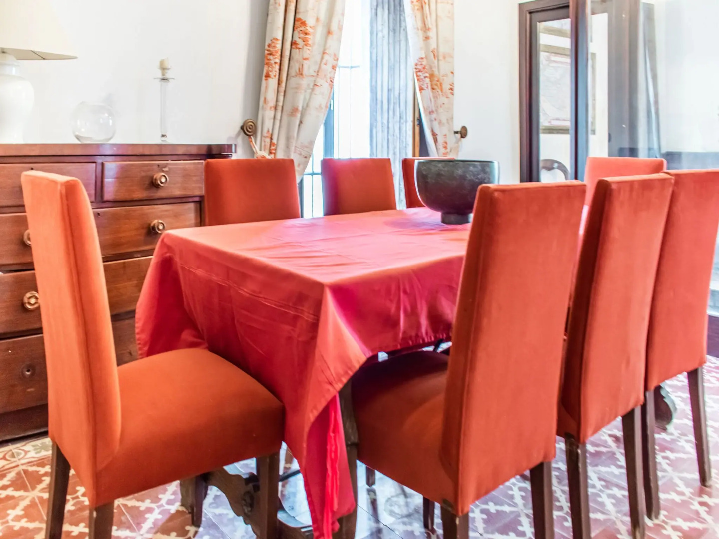 Charming Holiday Home in Fuentes de Andalucía With Pool