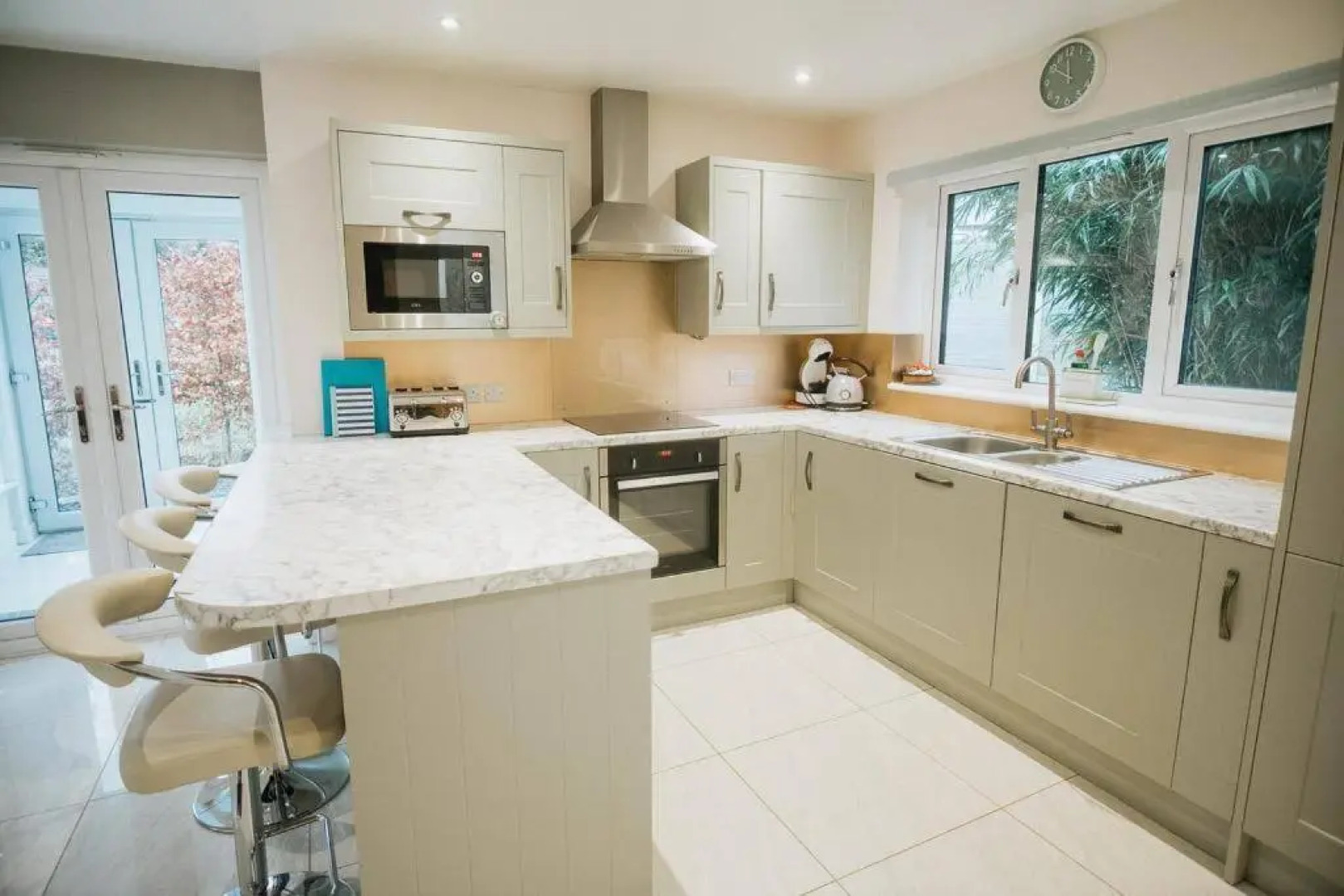 YR HEN BERLLAN - 3 Bedroom House in Snowdonia National Park, Conwy, North Wales