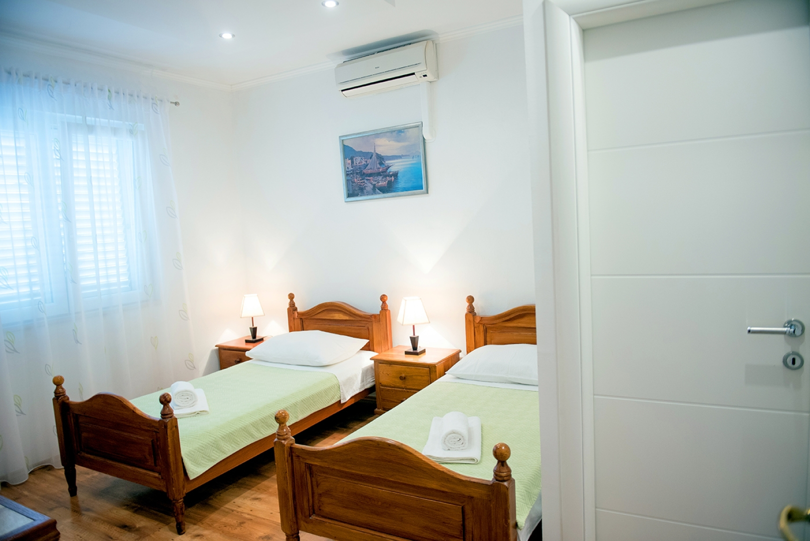 Room Robi - 50m from beach R3 Podstrana, Riviera Split