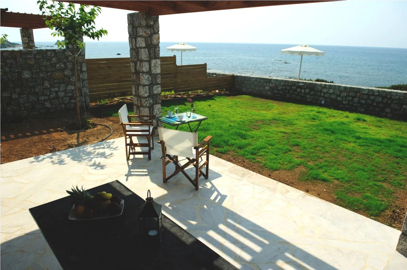 Alisahni Beachfront Villas