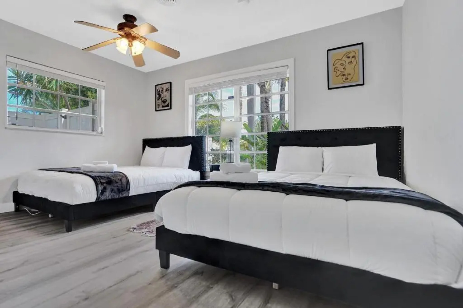 Modern 4bdr Home With Pool By The Beach