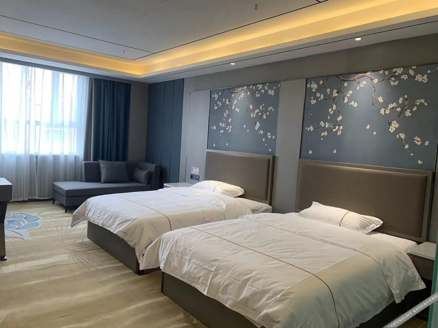 Holiday Inn Huaneng Kuqa