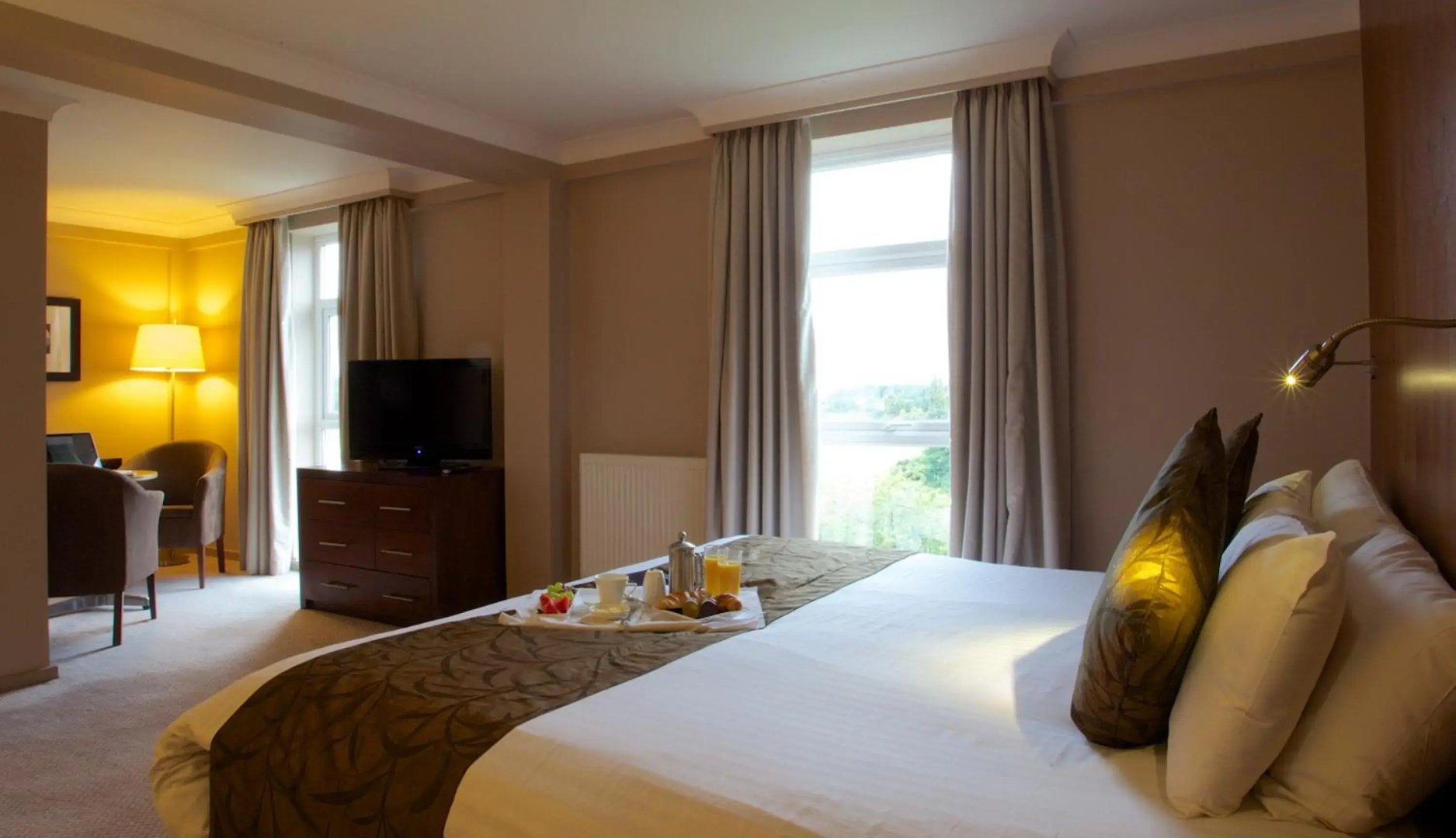 Humber Royal Hotel
