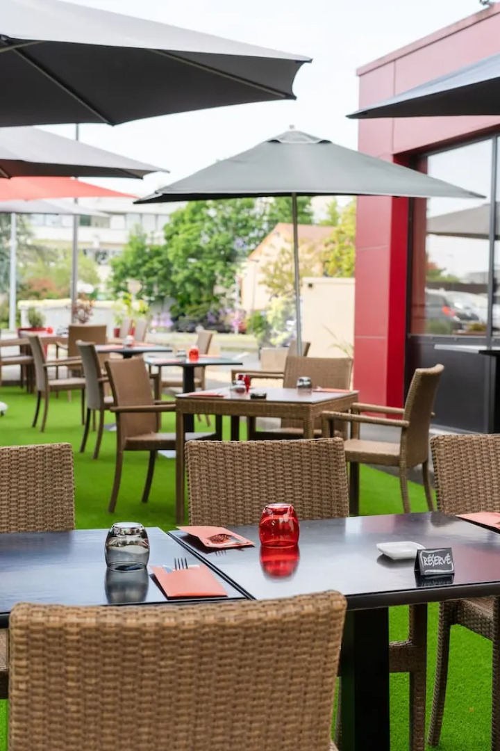 Brit Hotel Essentiel Cholet