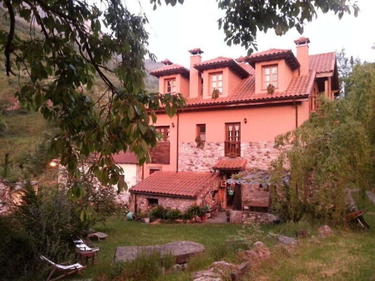 Apartamentos Rurales Buenamadre