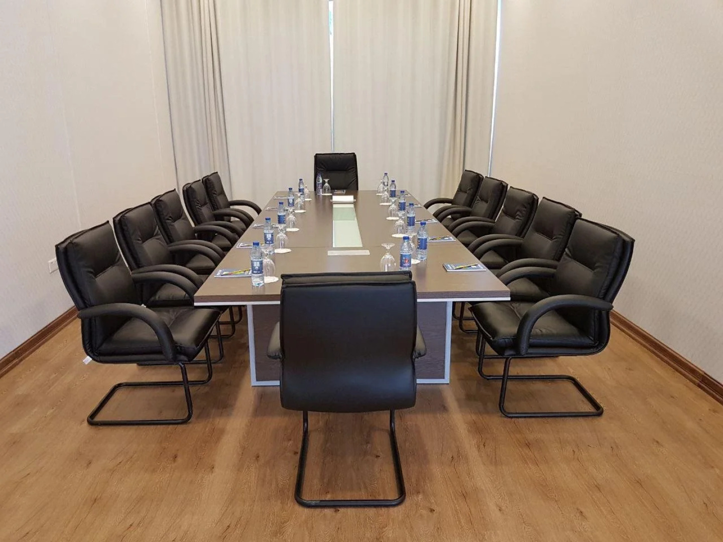 Al Dyafa Hotel Suites