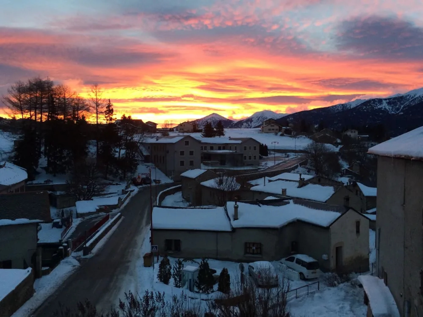 Hôtel Restaurant Le Lassus