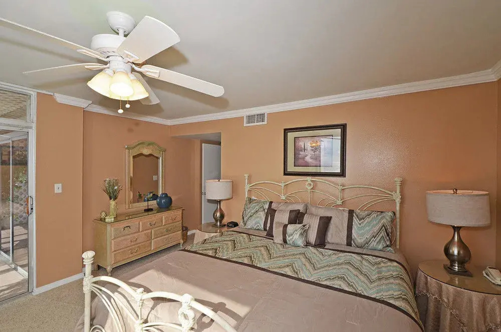 Shoreline Towers by Southern Vacation Rentals