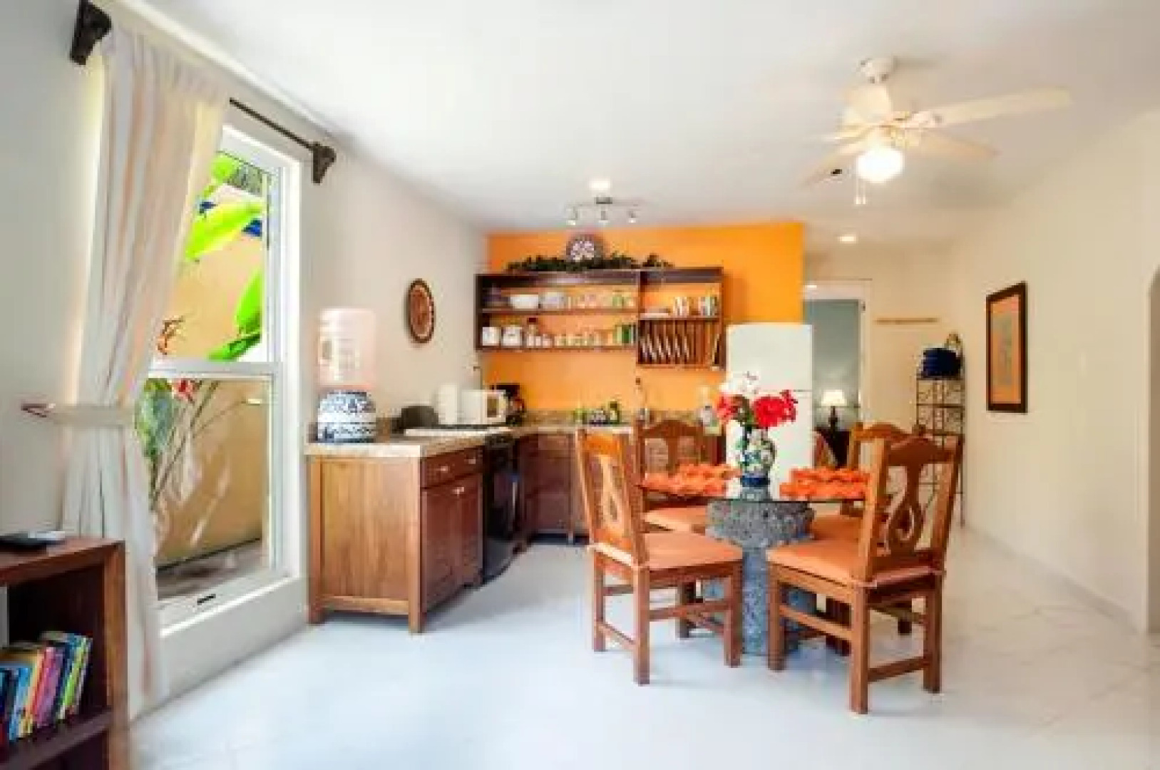 Abbey del Sol - Apt #7