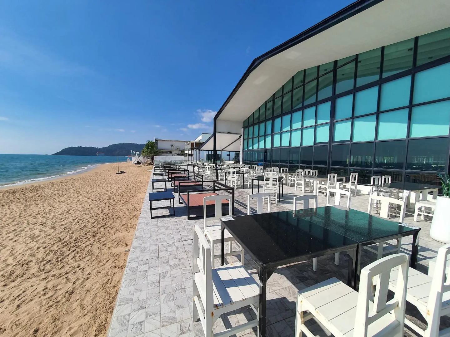 Rattana Pura Beach Resort