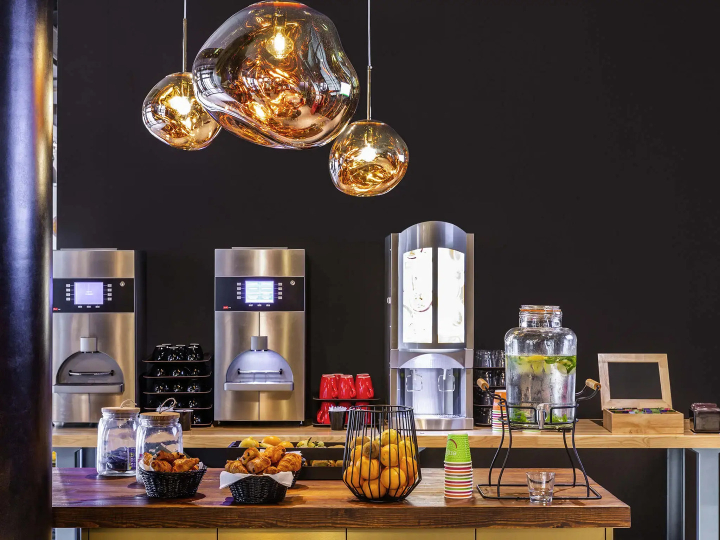 ibis Styles Puteaux Paris La Defense