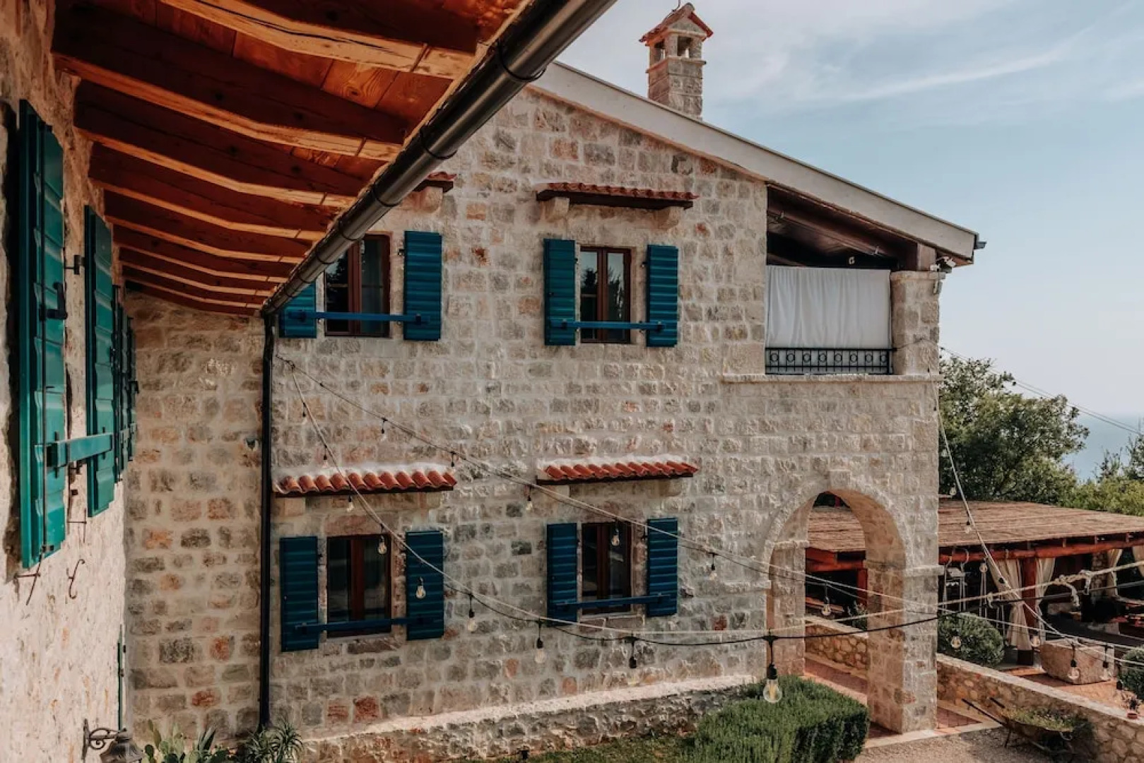 Talici Hill - Rustic Villas