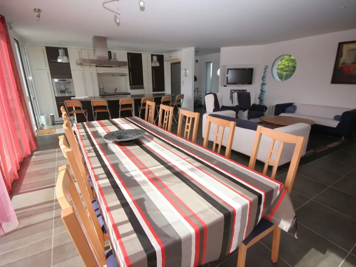 Luxurious Villa with Private Pool in Loctudy France