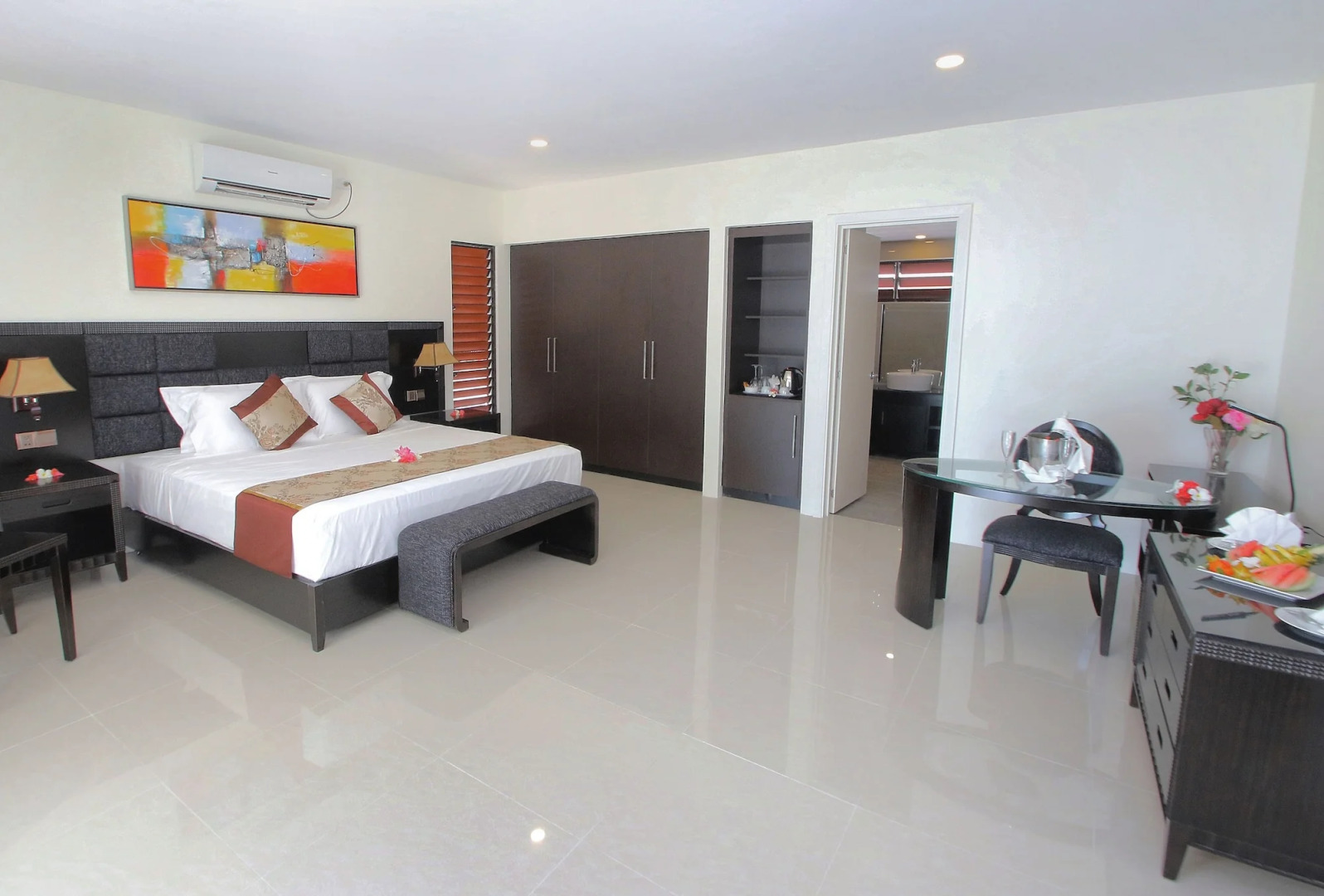 Nila Beach Resort Fiji