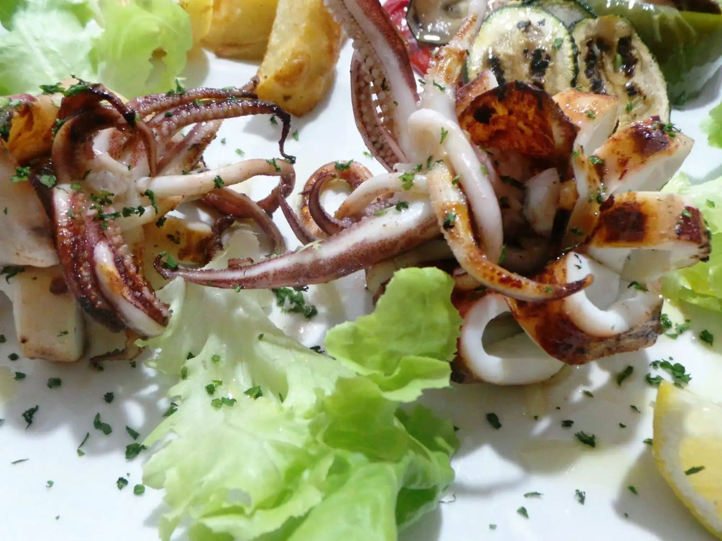 Isulella Hotel & restaurant