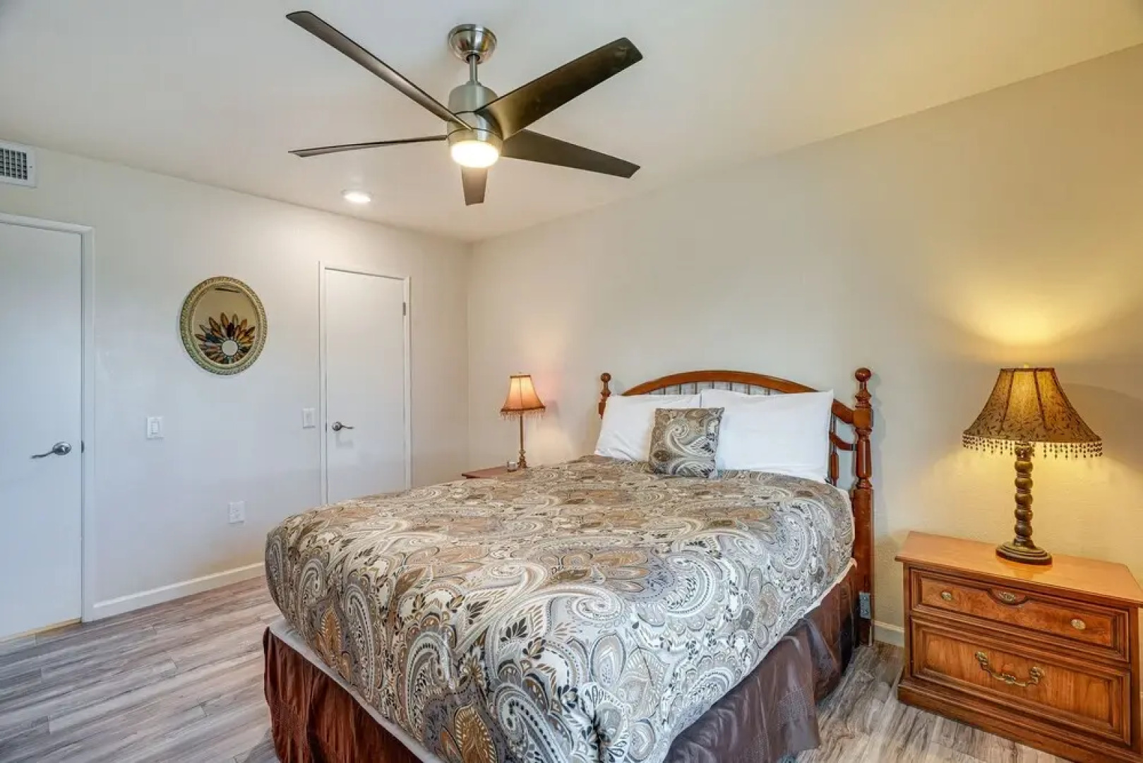 Sun Valley Home w/ Screened Porch & Gas Grill!