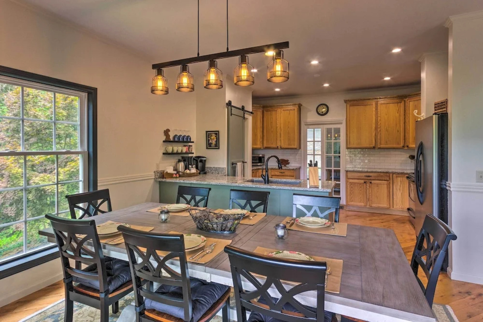 Peaceful Pisgah Mountain Getaway w/ Hot Tub!