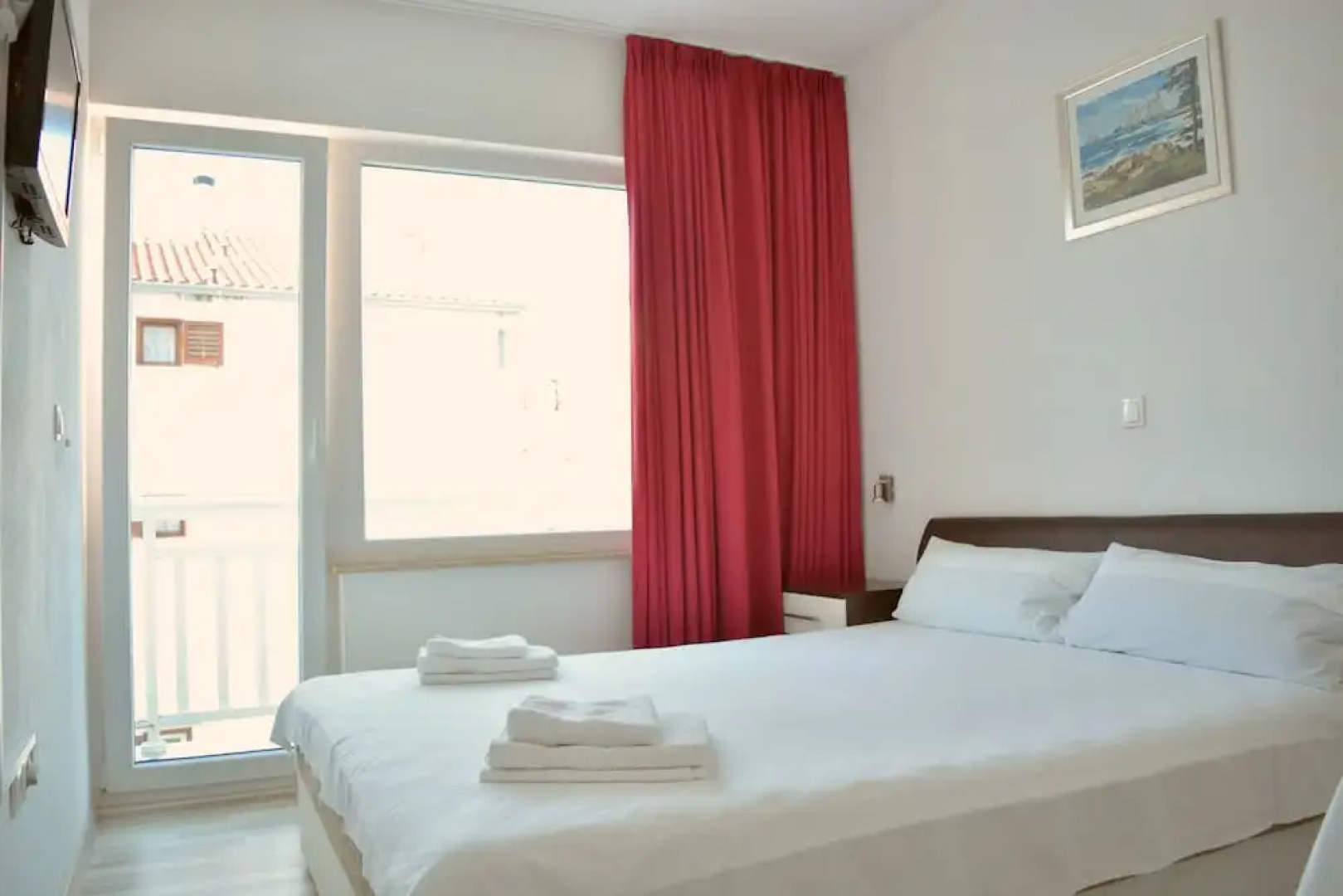 Apart-pansion Promajna