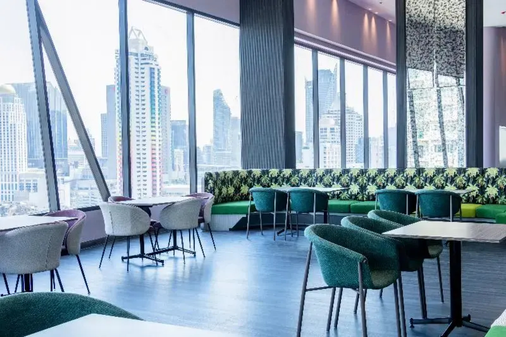 Queensland Hotel Bangkok