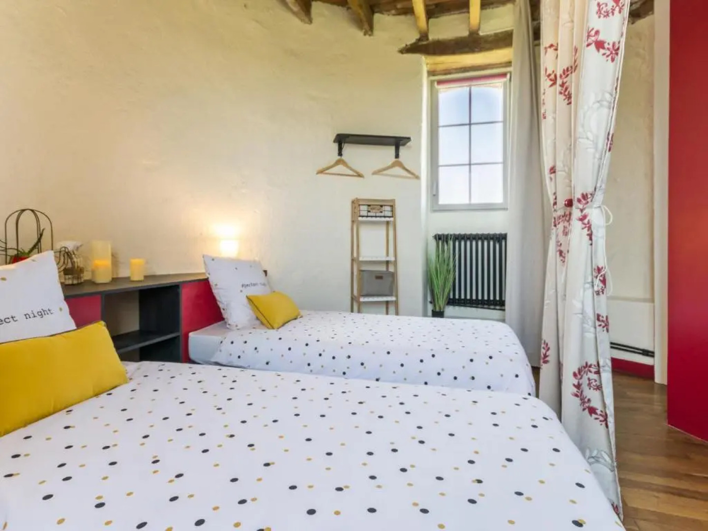 Gîte Monnières, 4 pièces, 5 personnes - FR-1-306-1164