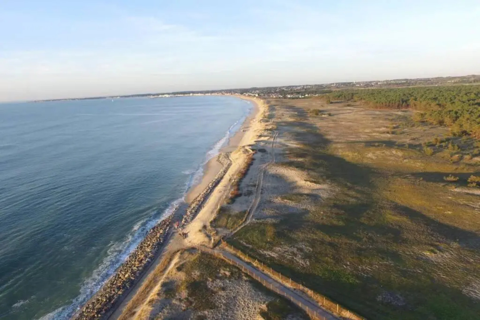 Studio meublé à 2 minutes à pied de la plage.