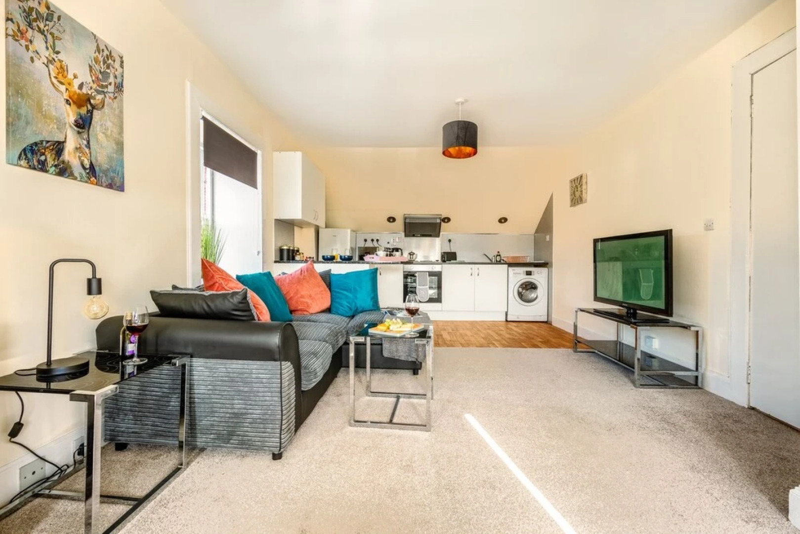 Charlotte's Apartment D