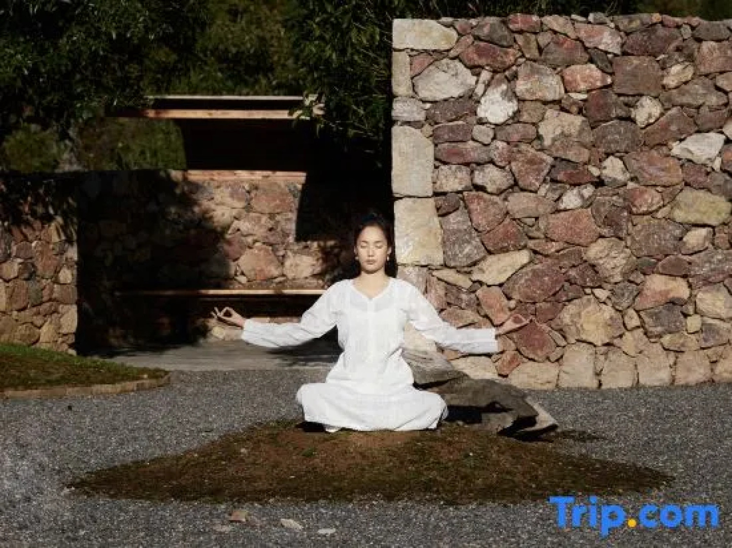 Yifangxi Hot Spring Hotel (Xianahei Branch, Wanfenglin Scenic Area)