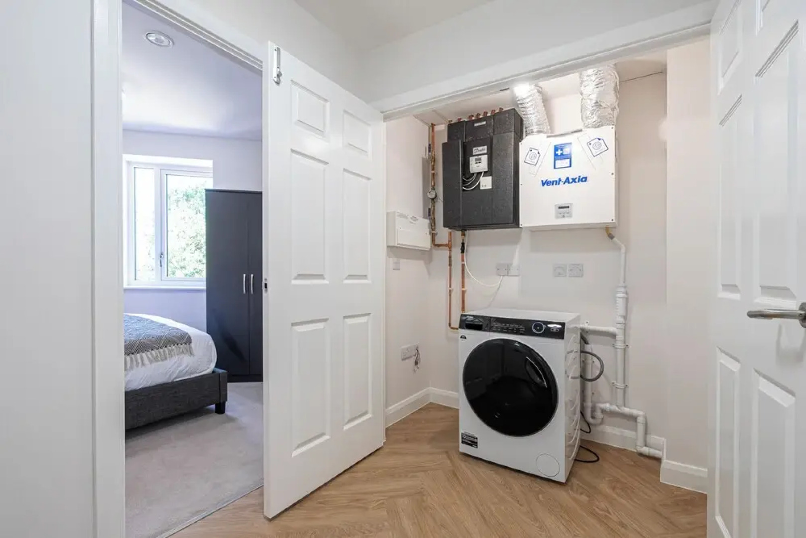 Quiet Luxe Escape 65s Only