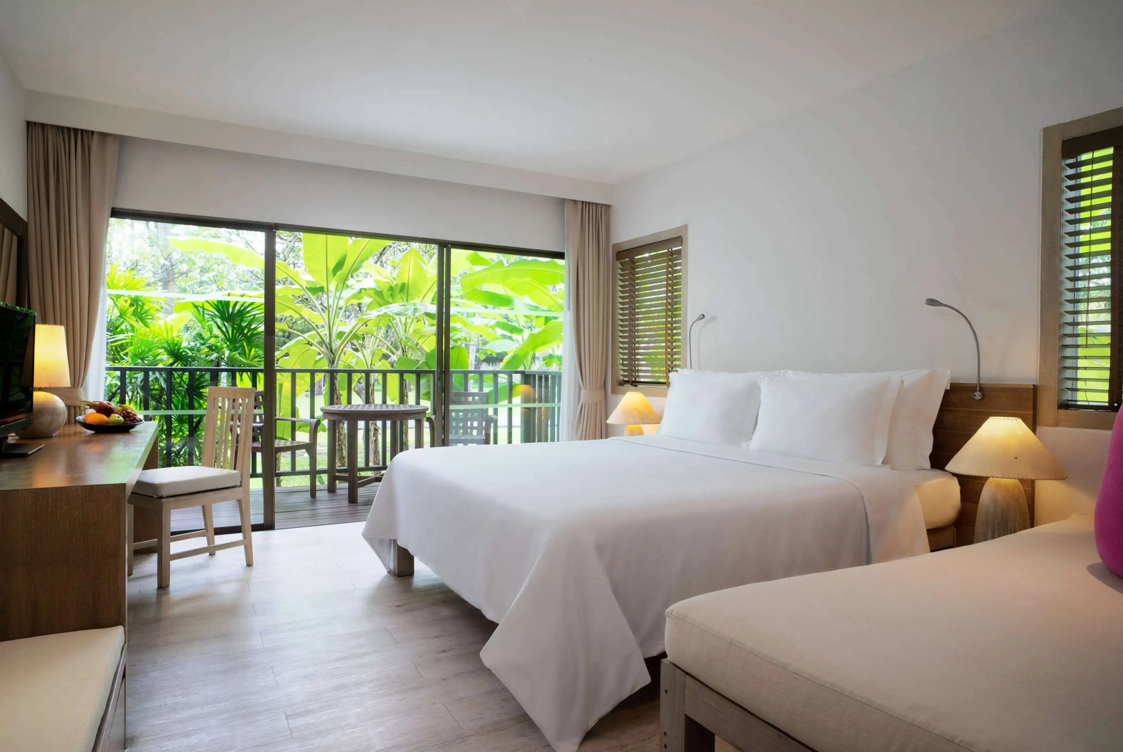 Курортный отель Wyndham Hua Hin Pranburi Resort & Villas