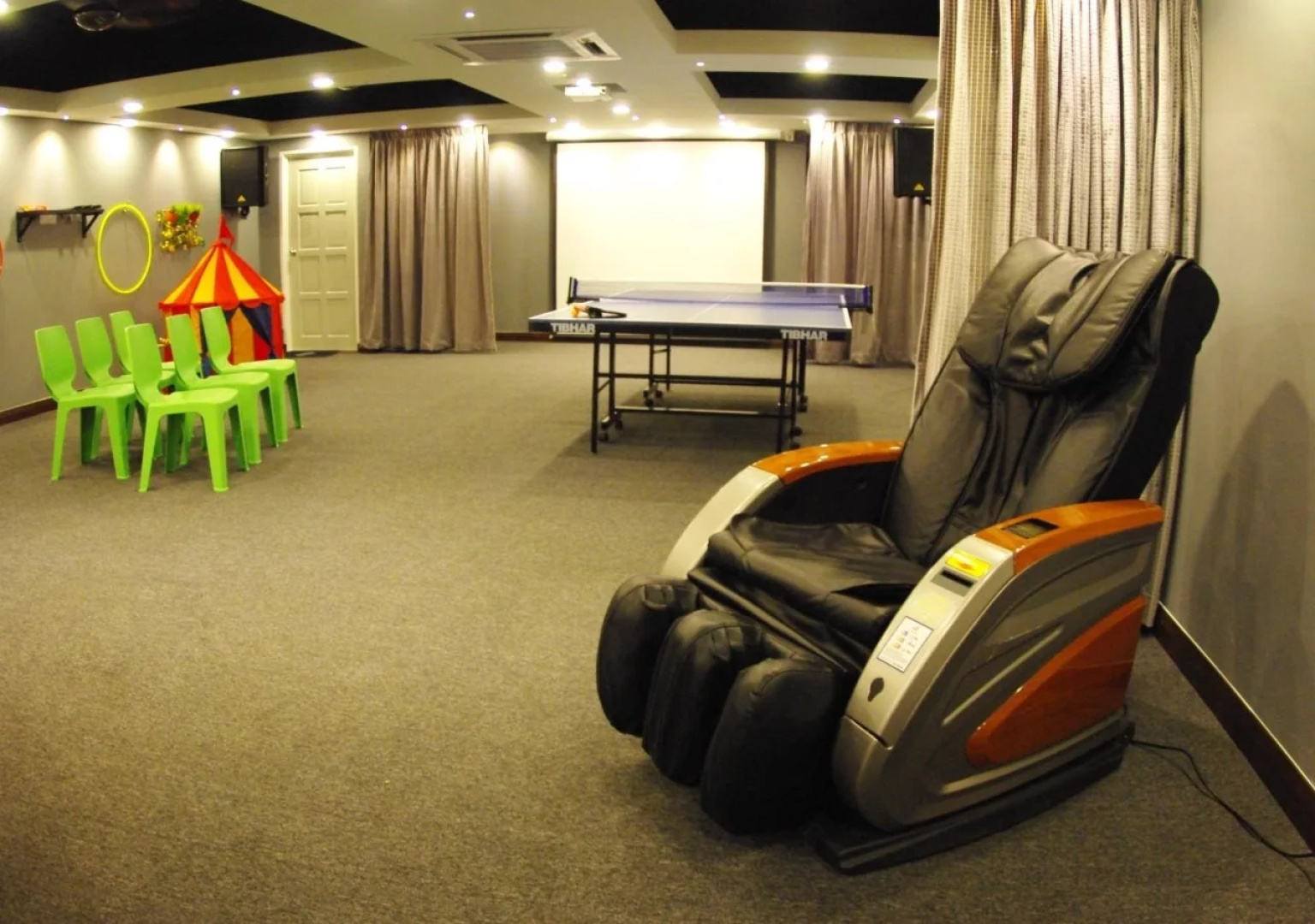 Lemon8 Hotel Apartment