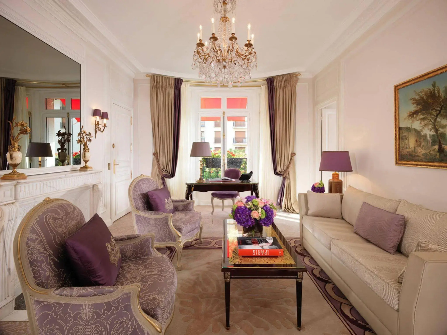 Отель Plaza Athenee