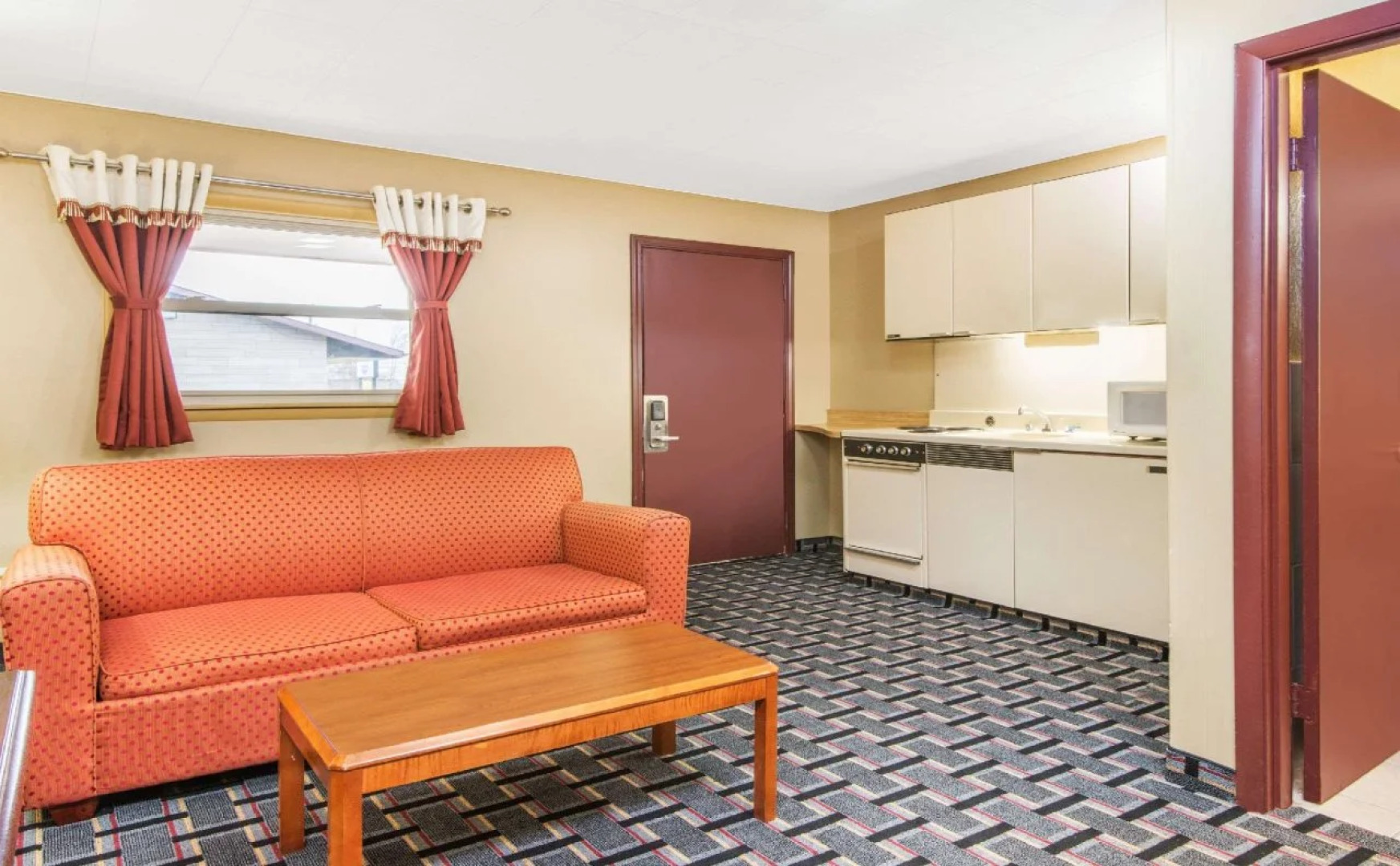 Knights Inn and Suites Salem