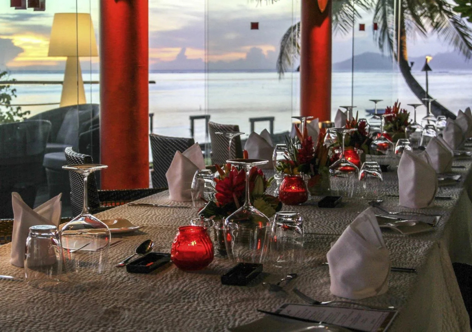 Tahiti Ia Ora Beach Resort