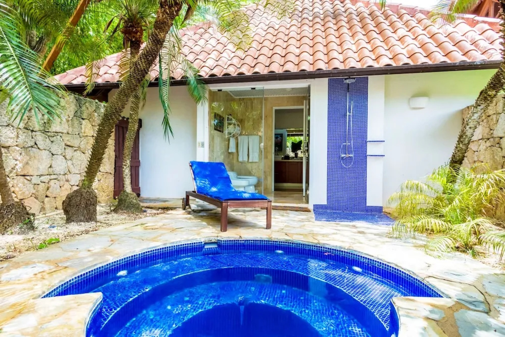 Unlimited Luxury Laureanne's Villa