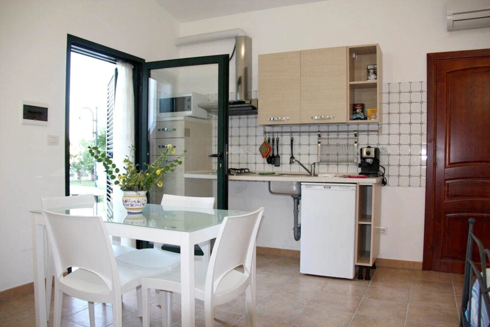 Villa With 4 Bedrooms in Specchia, With Enclosed Garden - 10 km From t