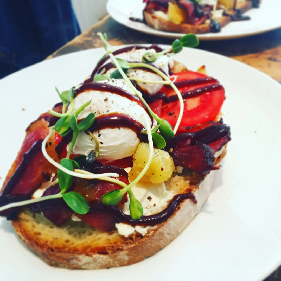 La Maison de Ville - bed & bistro