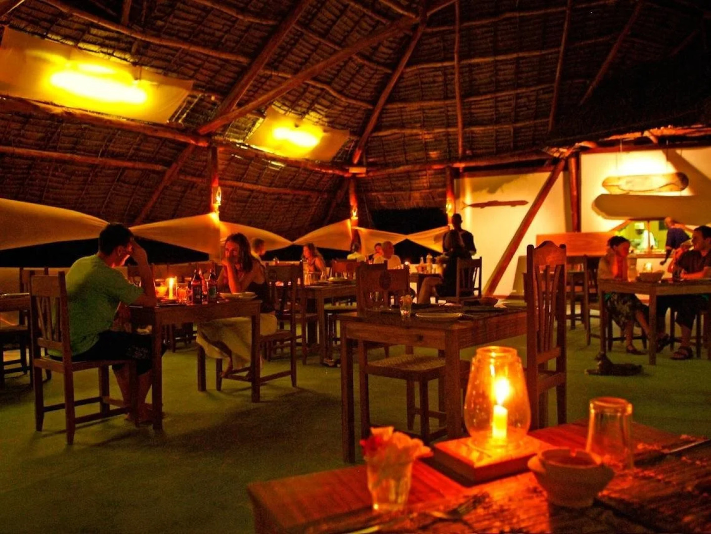 Hakuna Majiwe Beach Lodge
