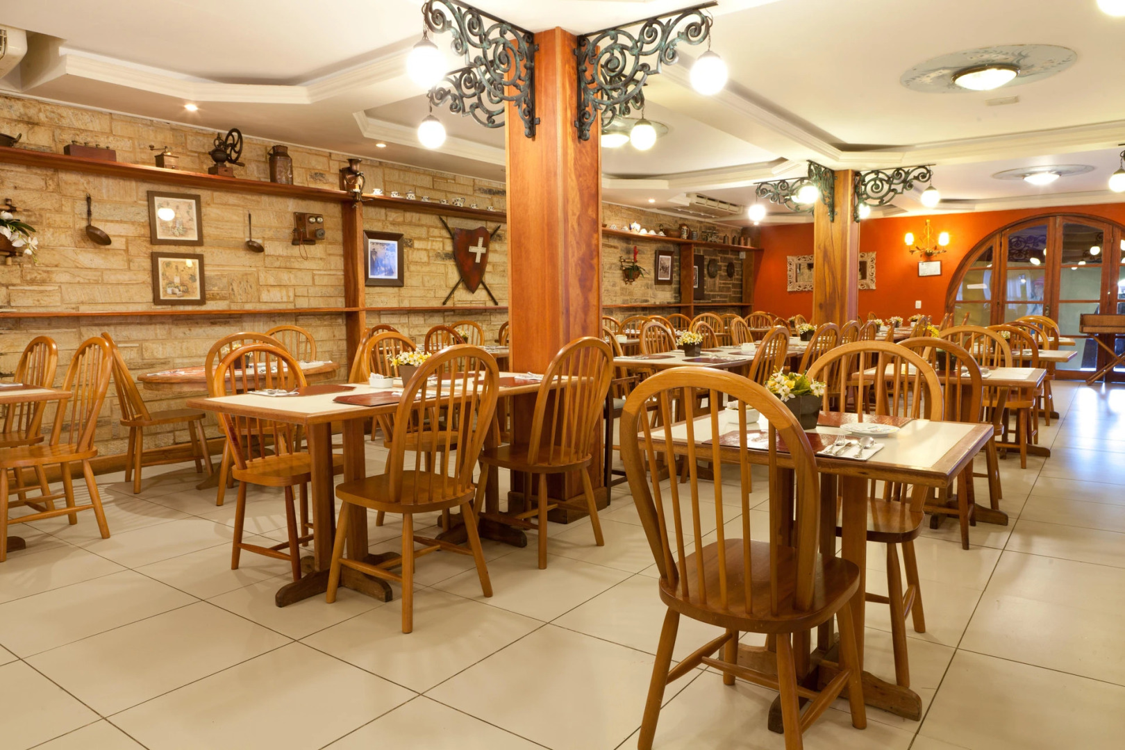 Hotel Village Le Canton