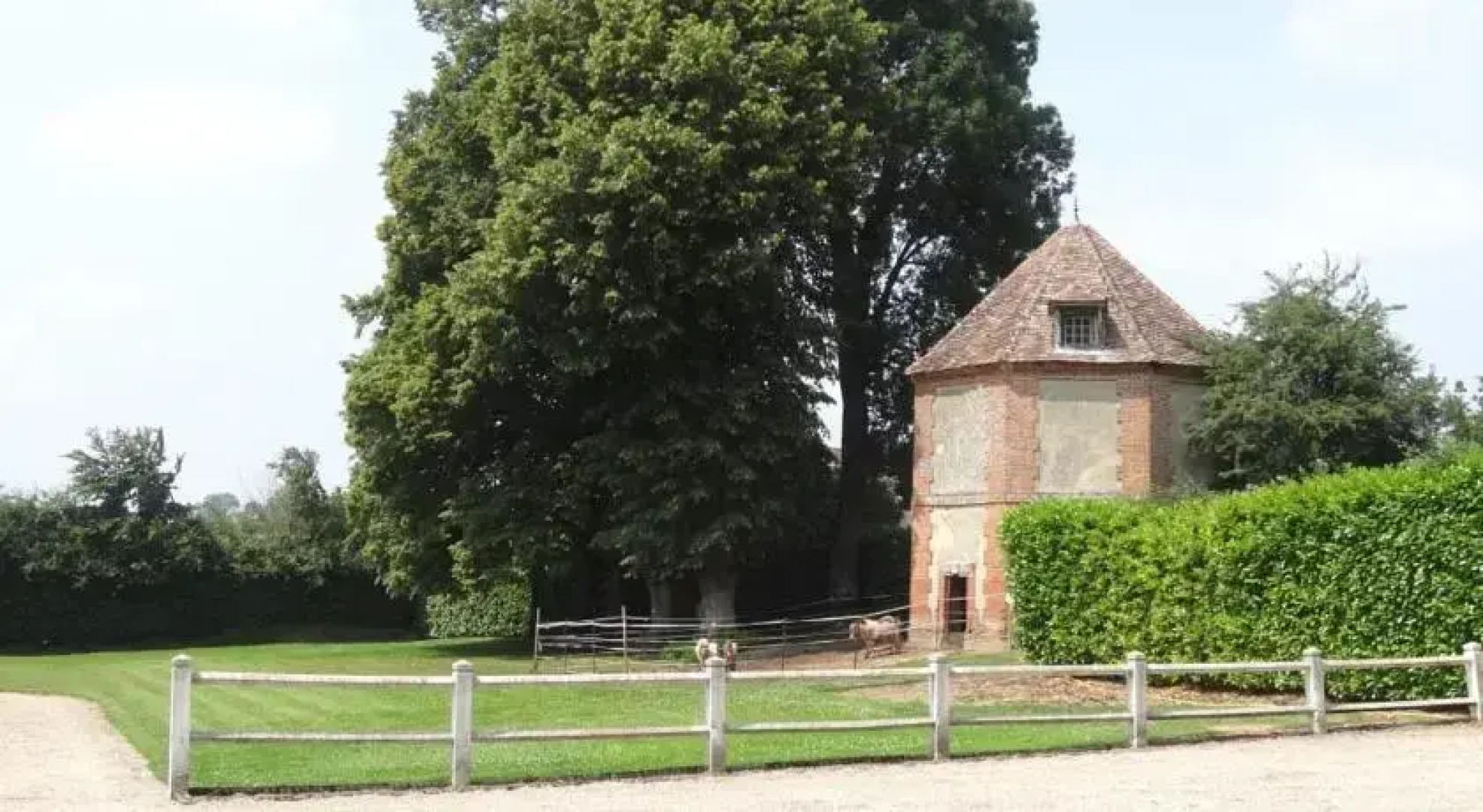 Chateau de Maillot