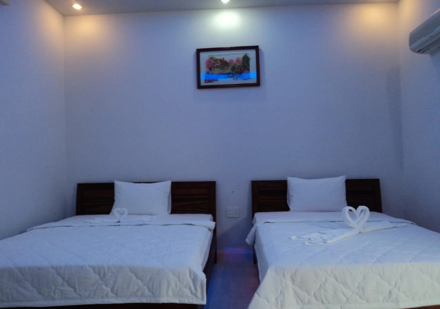 An Vinh Analog House - le Bonheur