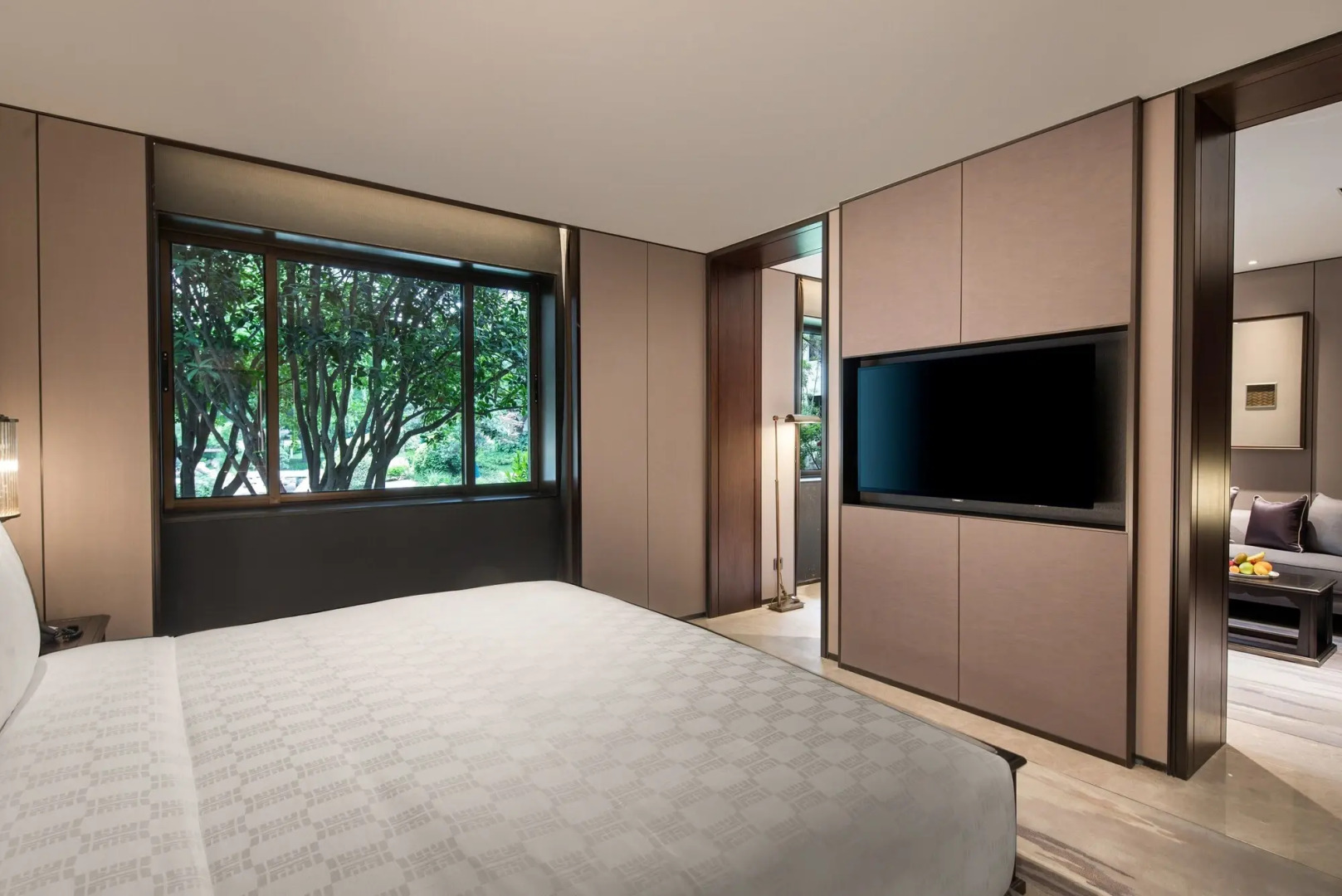 HUALUXE Hotels and Resorts Xi'an Tanghua, an IHG hotel