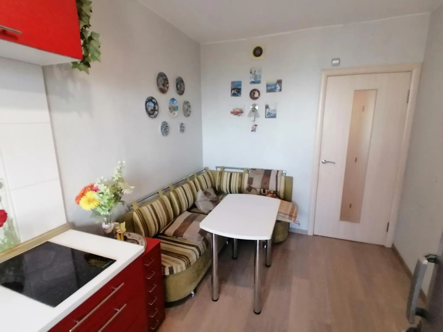 Как дома. Левый берег на Троллейная