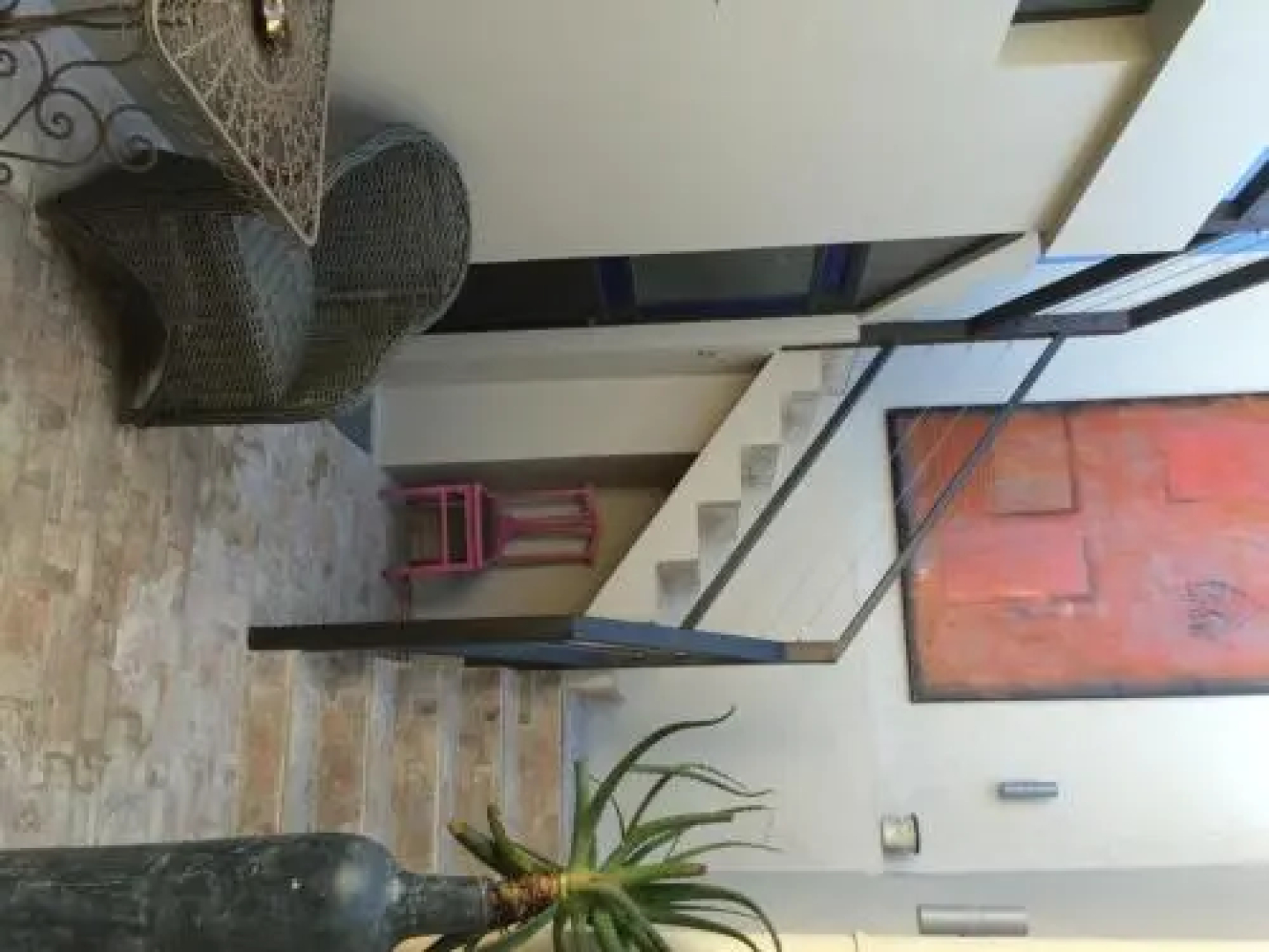 Remus-Art Hostel