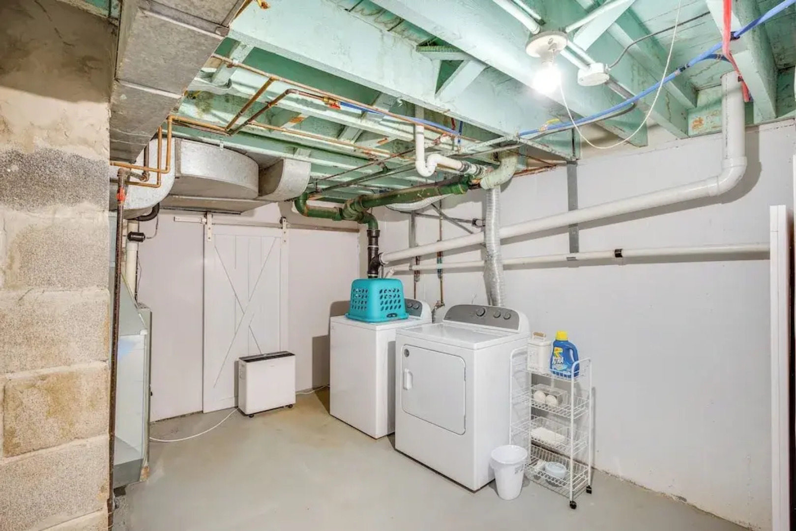 Steps to Lake Michigan: Manitowoc Home w/ Fire Pit