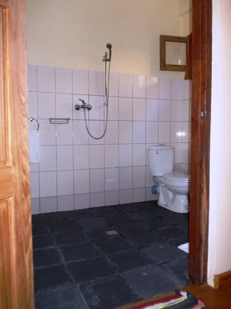 Thitaw Lay House B & B