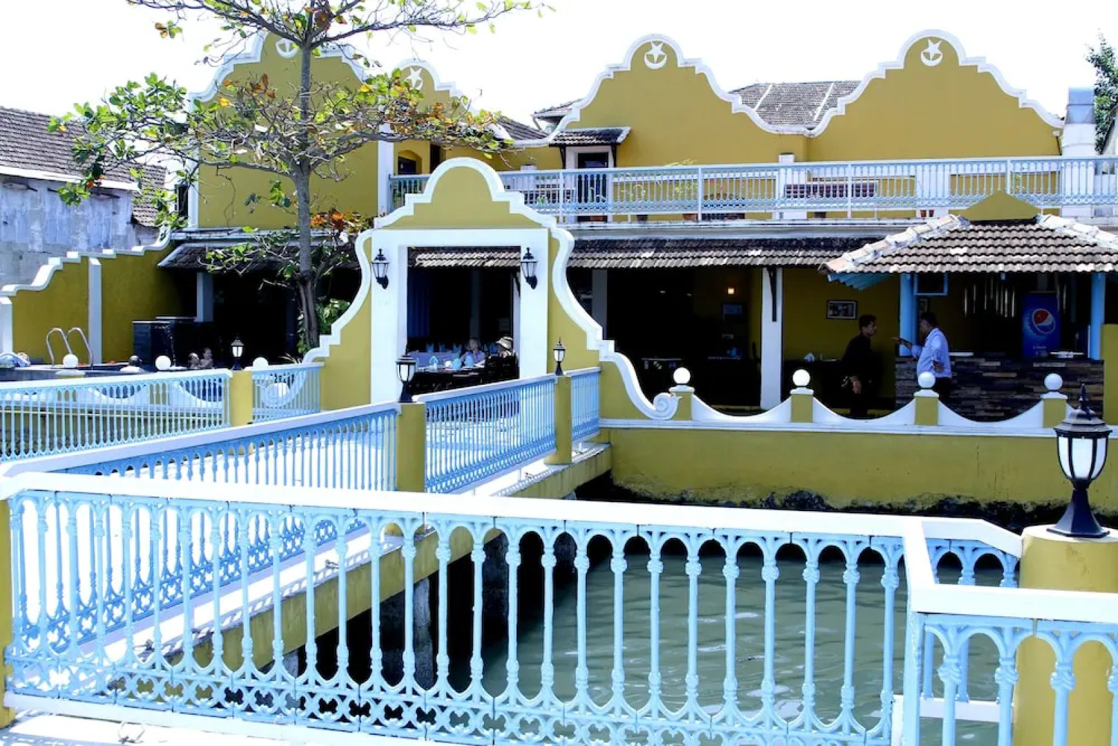 Waterfront Granary A Museum Hotel