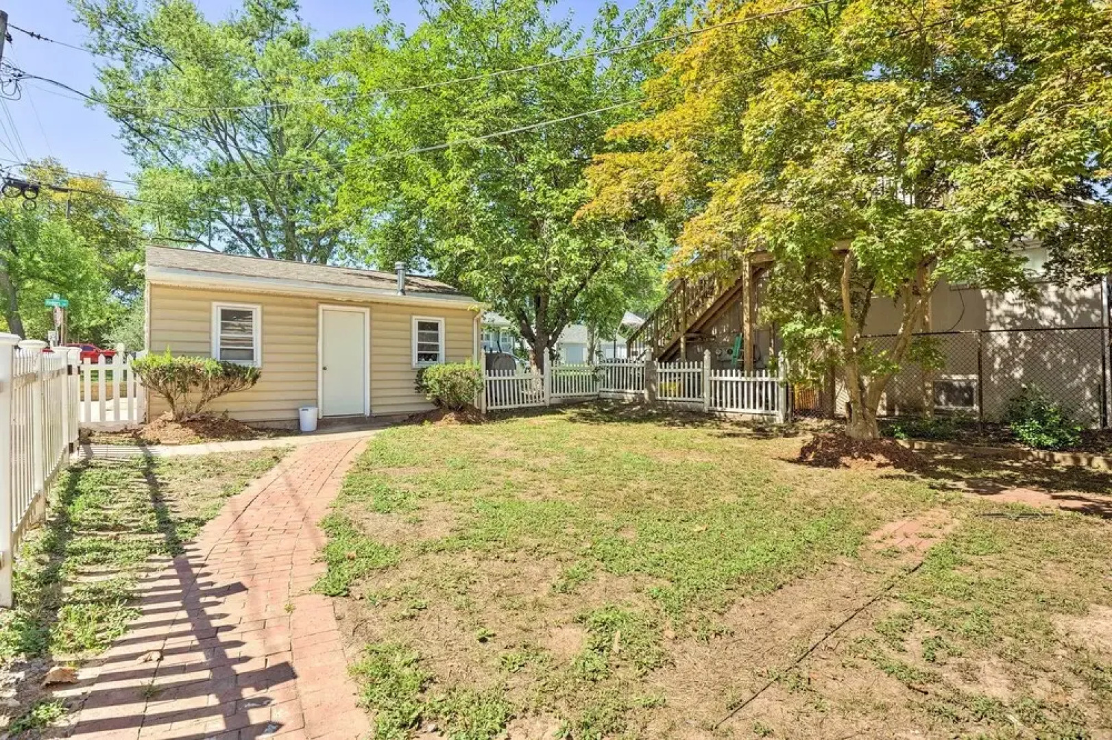 Sunny Glen Burnie Home - On-site Water Access