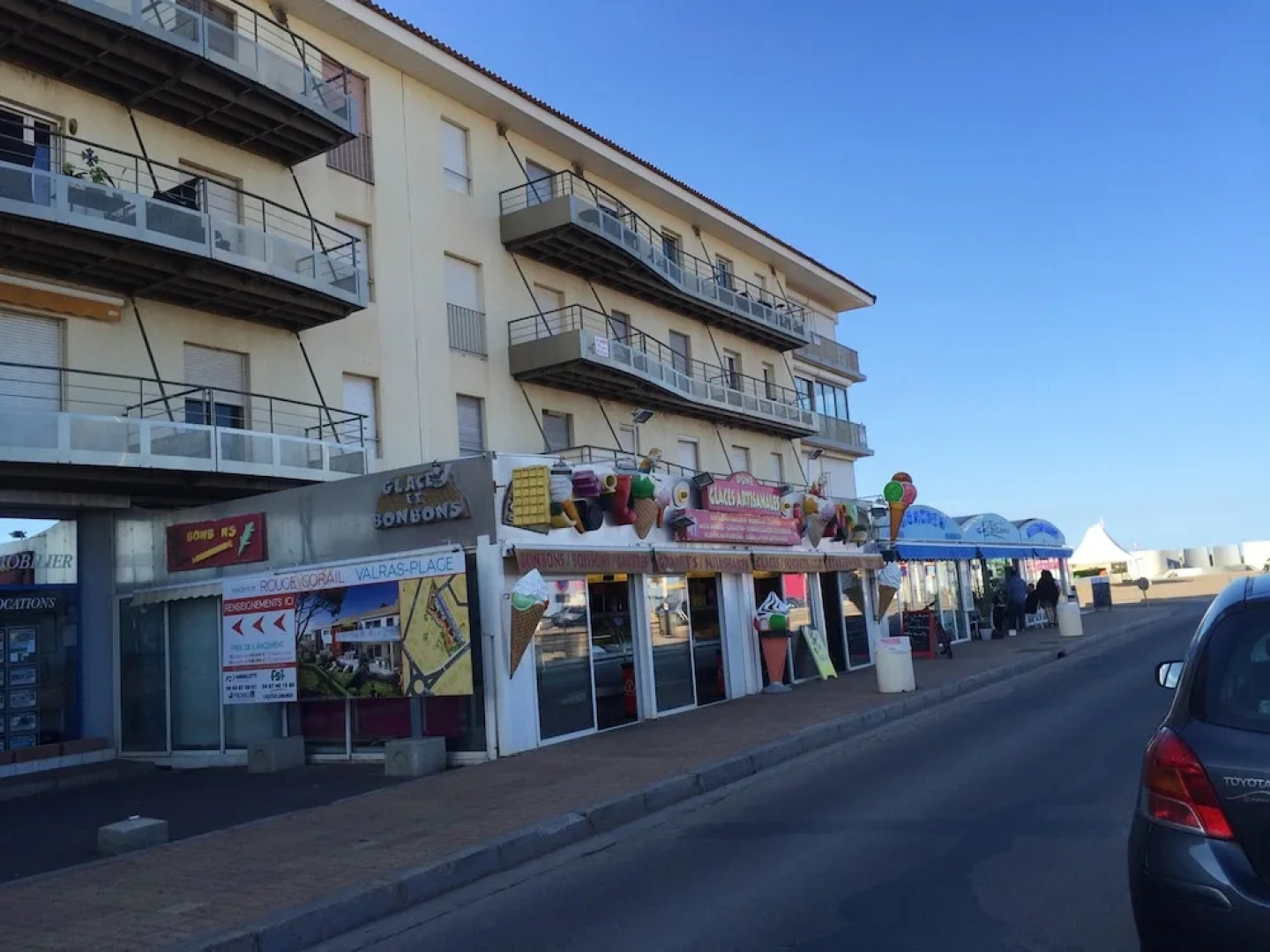 Apartment With one Bedroom in Valras-plage, With Wonderful sea View, T