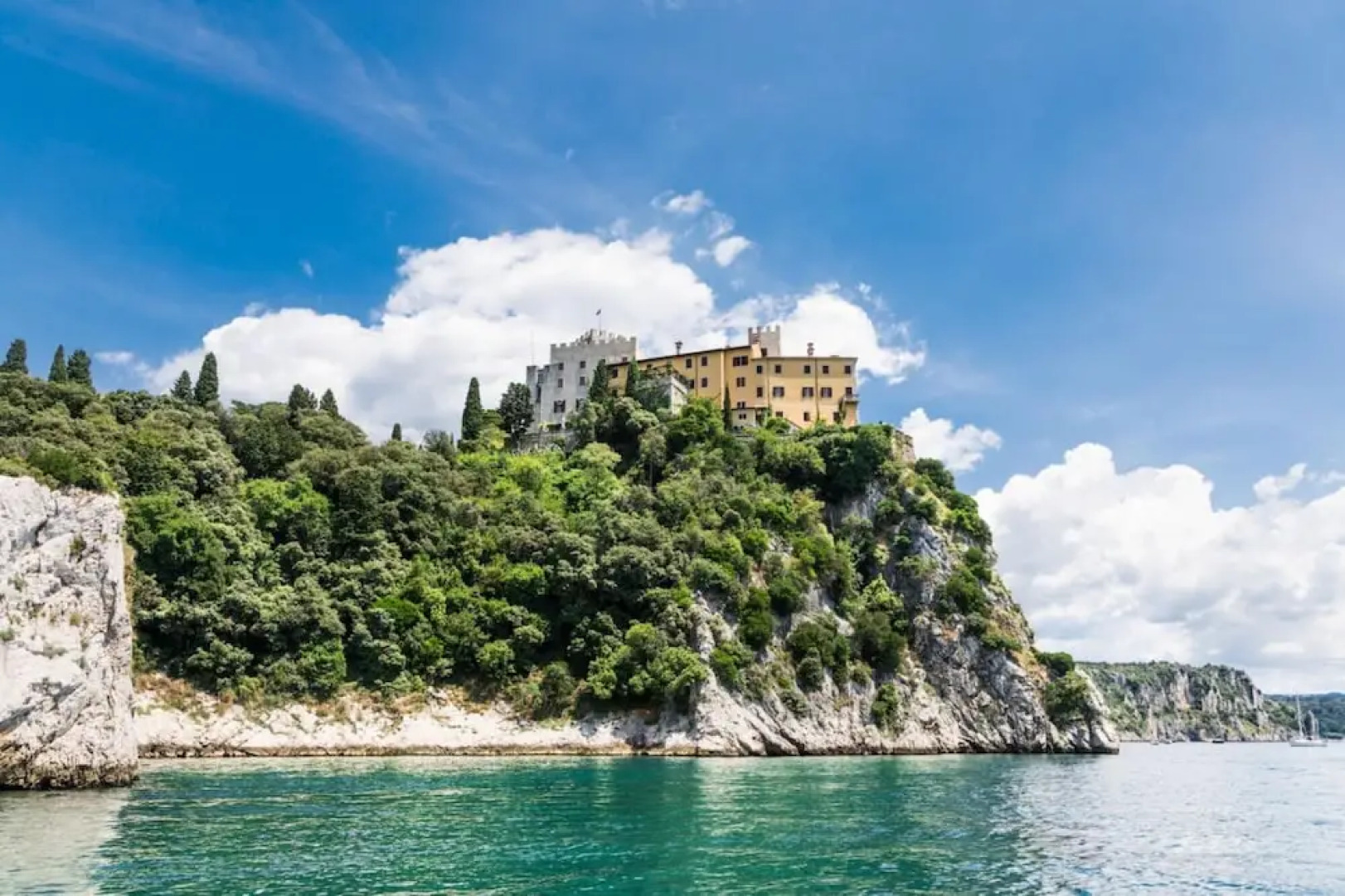 Sea-view Penthouse Spa in Portopiccolo